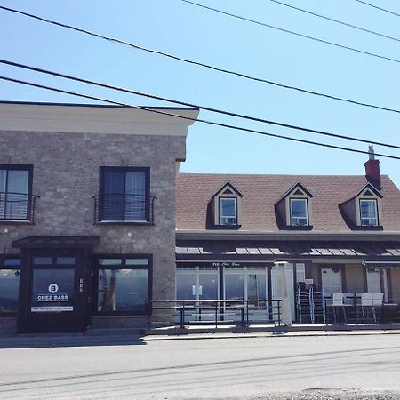 Hotel Le Littoral Bistro Gourmand Et Auberge Sainte Anne-des-Chênes Exterior foto